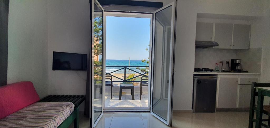 Kokkini Chani Apartment | Stella Apartments