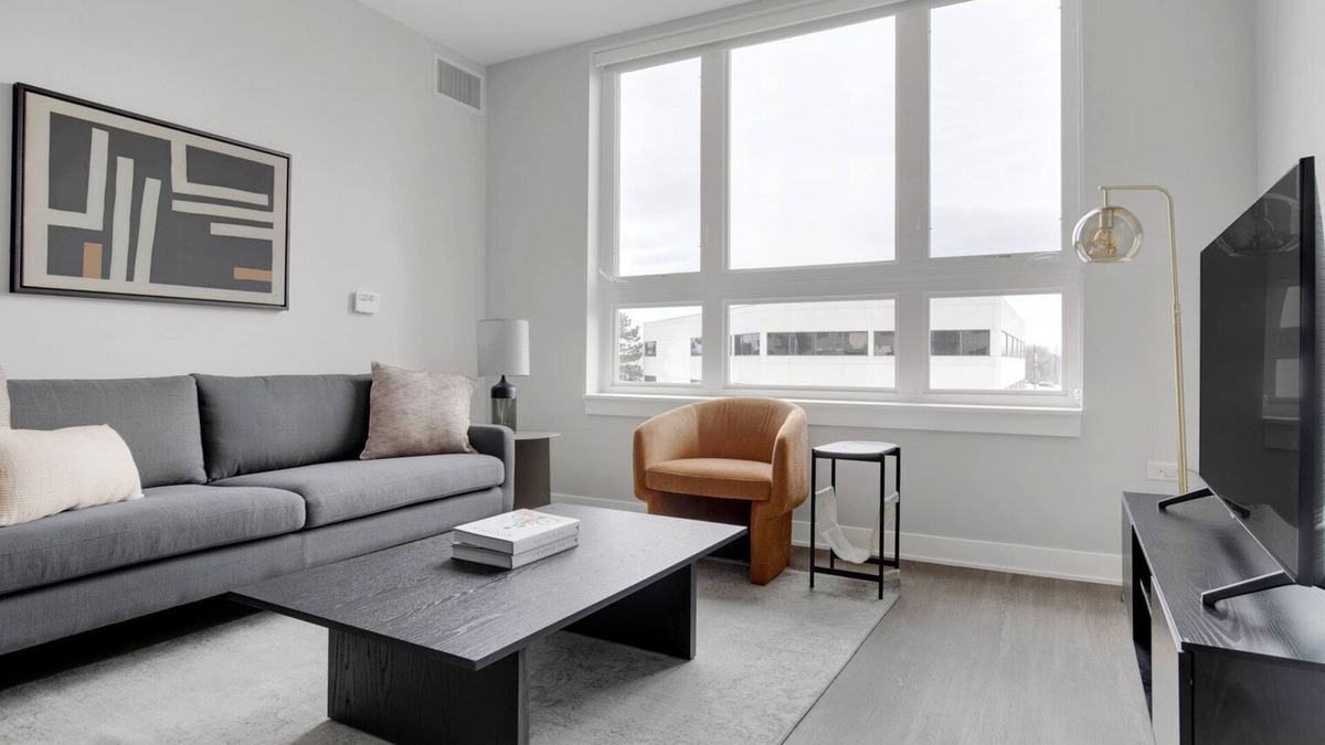 Arlington Heights Apartment | Stellar Arlington Heights 2BR w/ Gym & Dog Spa, near Metro, by Blueground