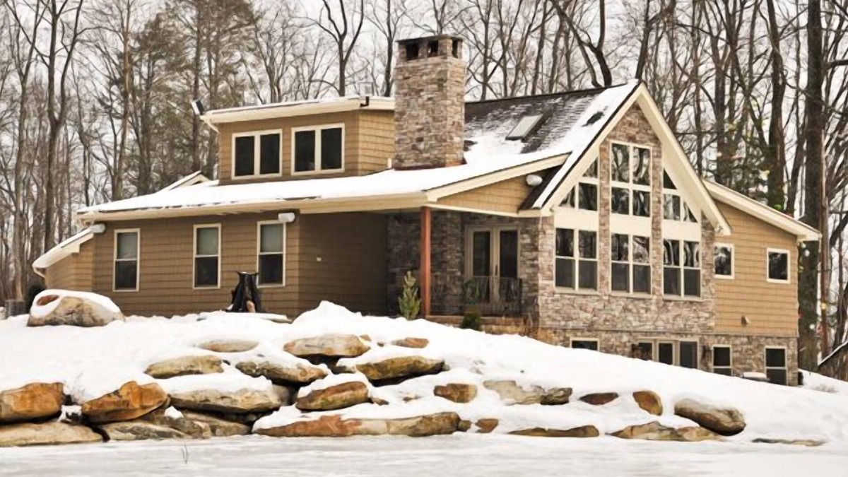 New Tripoli Cabin | Stellar's Cabin . nothing else like it!