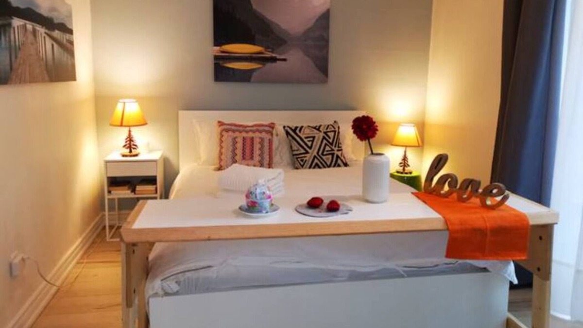 Clarkson-Lorne Park Apartment | Step away to backyard nature-Joy in heart