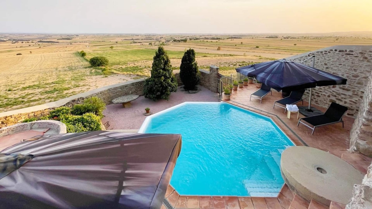Els Plans de Sio Villa | Step Back to the Medieval 16th Century just 1 hour from Barcelona Center!