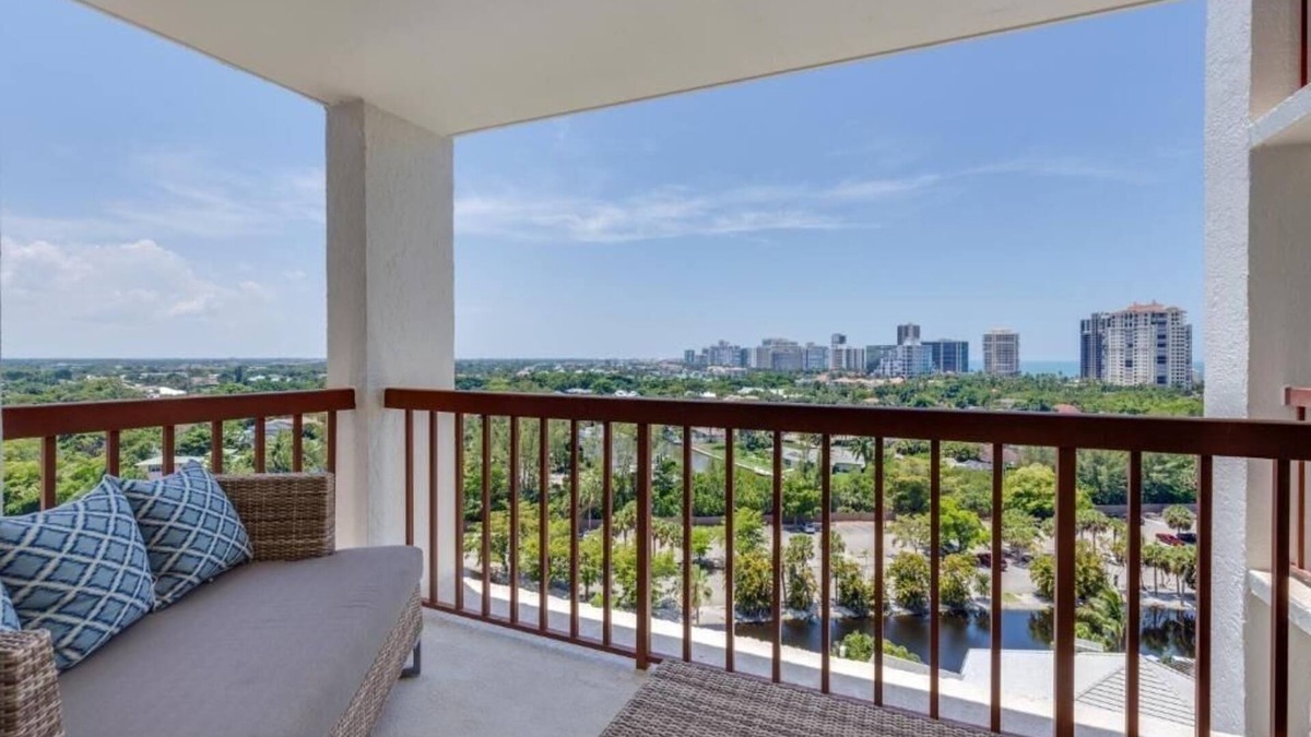 Pelican Bay Resort | Steps Away from White Sands: Rooom w/Breathtaking Coastal View, Pools Access