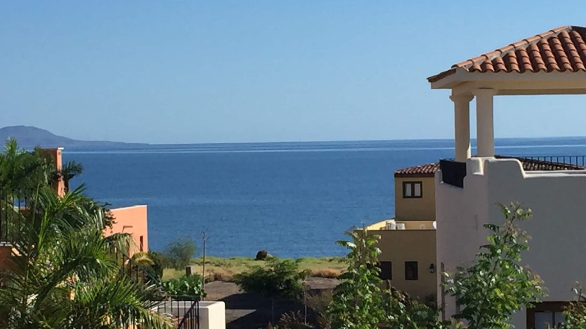 Nopolo Villa | Steps from Best Beach&LAP P00L View! Snorkel Golf Dine Swim Relax FUN 😎