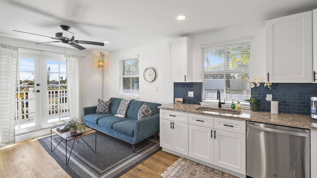 Downtown West Palm Beach Cottage | Steps from Downtown West Palm Beach