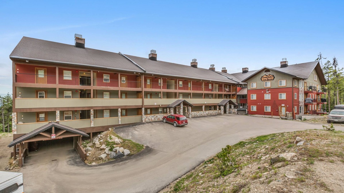 Big White Ski Resort Condo | Steps from Perfection run.