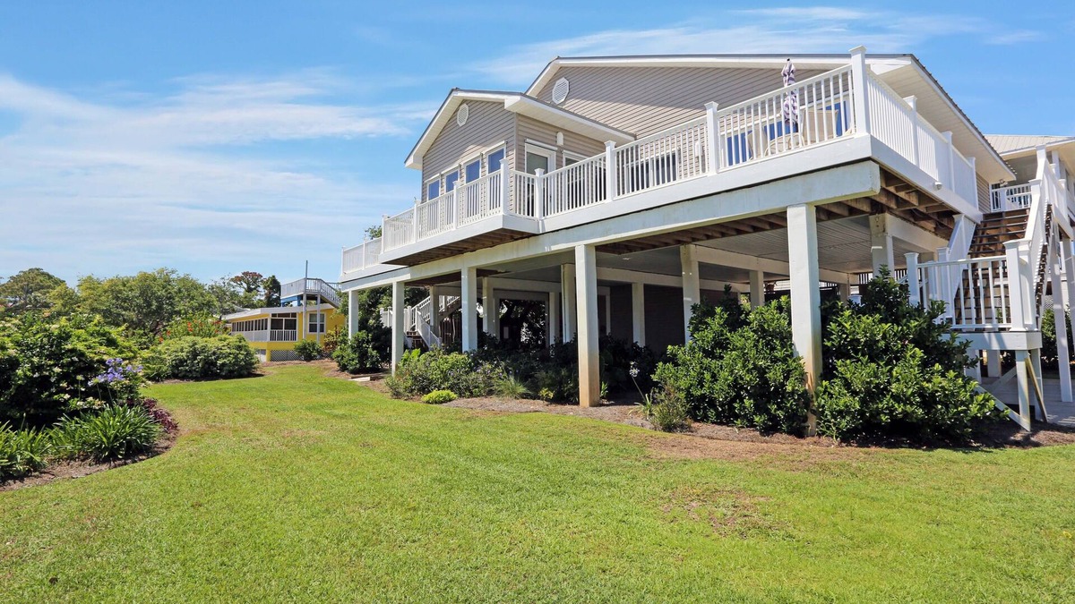 Indian Pass House | Steps From The Beach, Great Deck Space, Open Floorplan ~ Sweet Home Apalachee