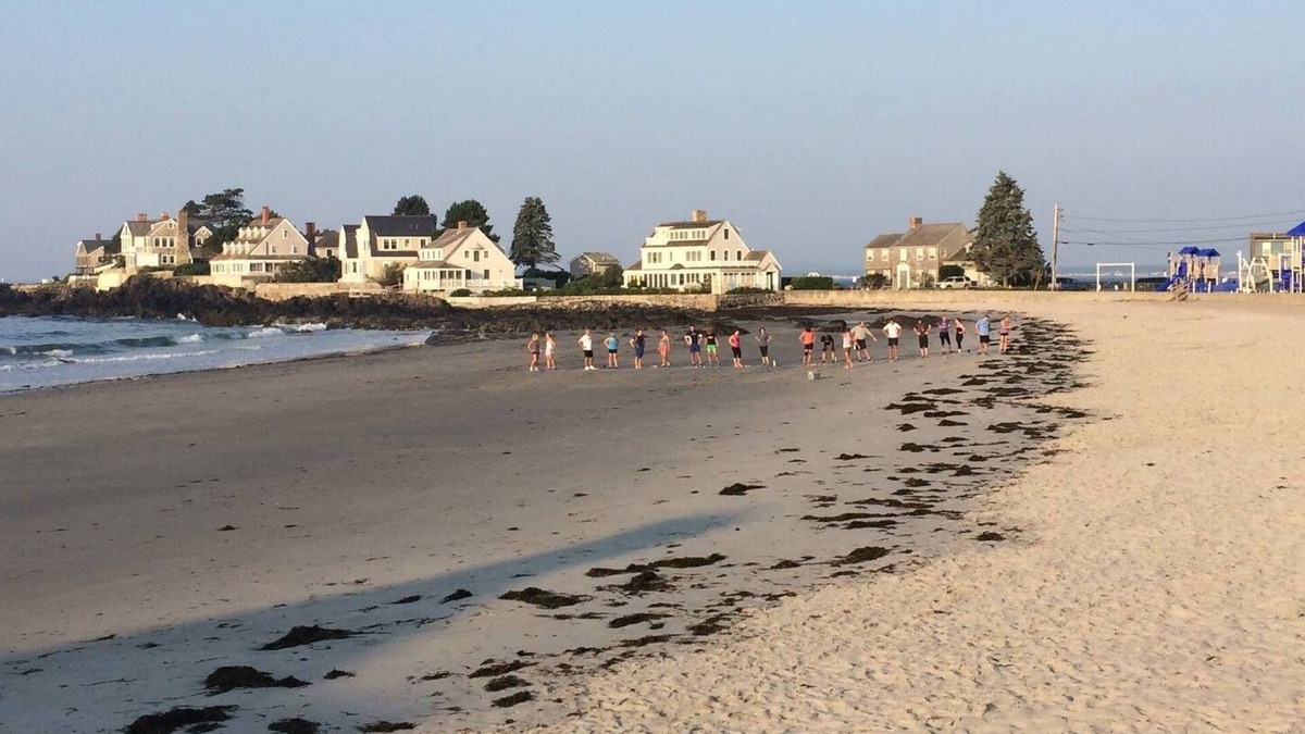 Kennebunk House | Steps From The Beach