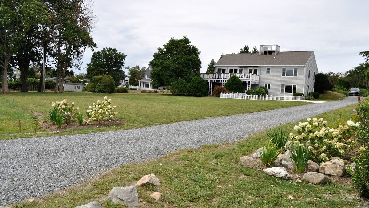 Easton's Point House | Steps to beach, Acre of yard, 4 BR, 3 Full BA, Tuckerman Ave.
