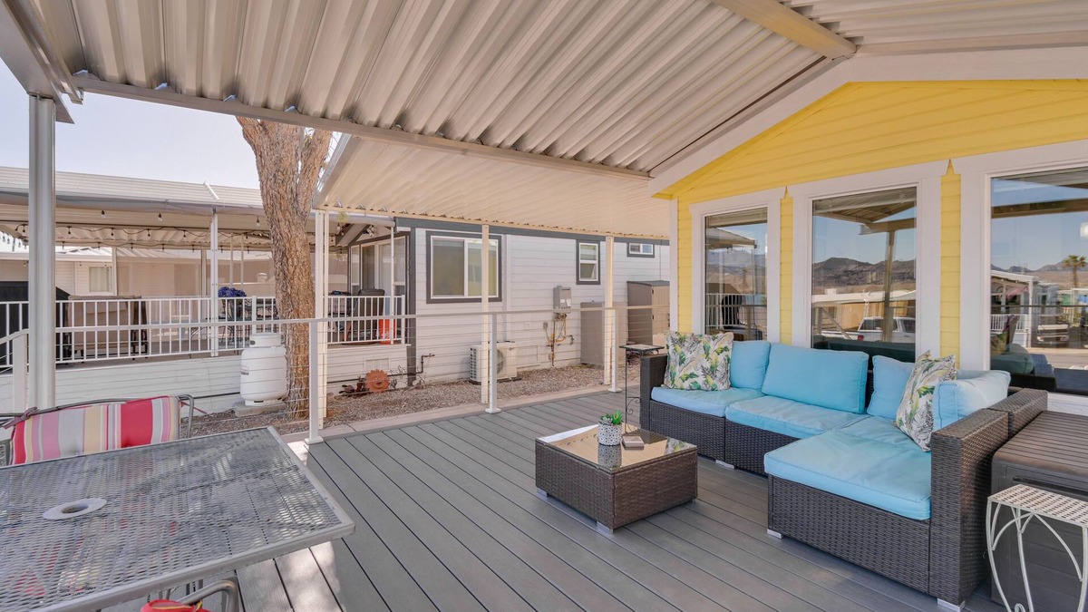 Lake Havasu City House | Steps to Beach: Lake Havasu City Home w/Grill!