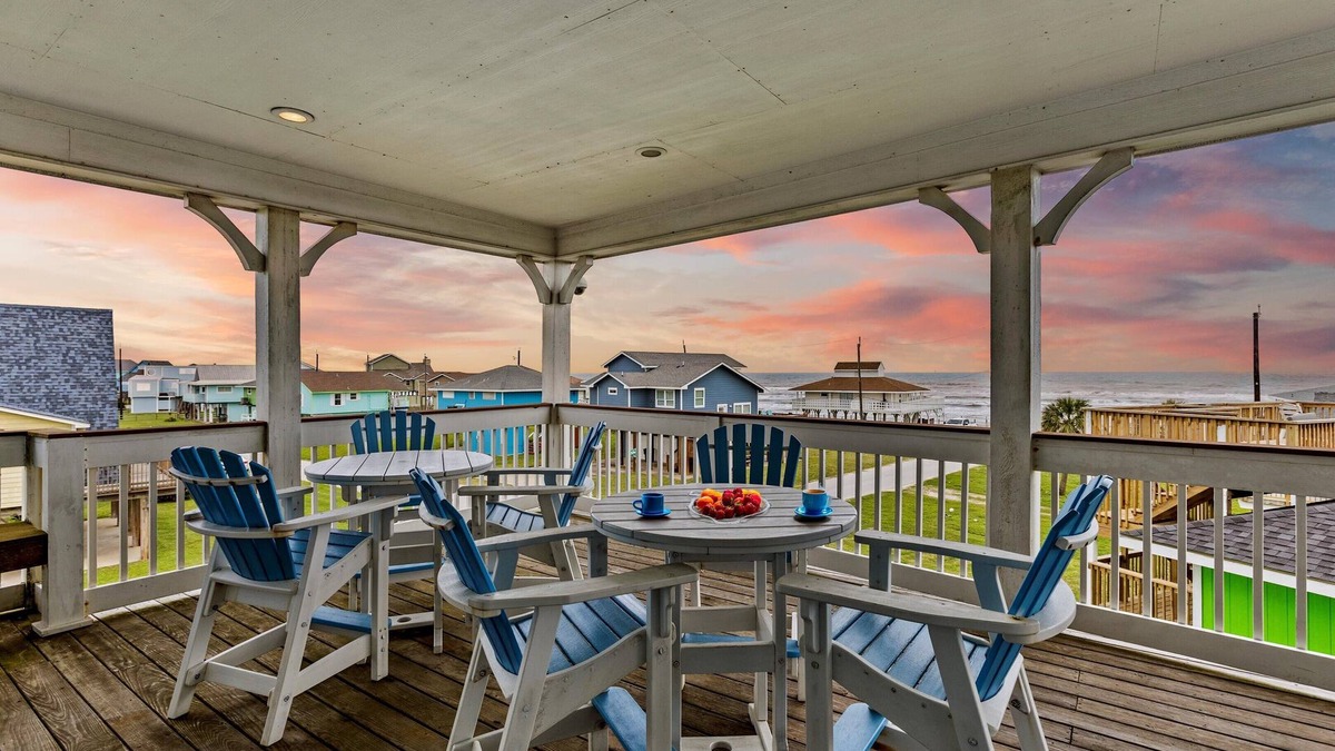 Bermuda Beach House | Steps to Bermuda Beach, Gulf Views, 2 King Suites
