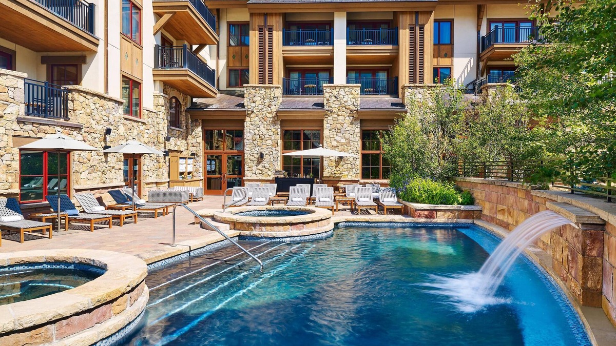 Vail Resort | Steps to Downtown Vail - Executive Mountain Suite Ideal for Vacation or Business