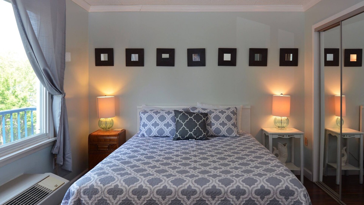 The Pines Condo | Steps to the Beach Downtown Rehoboth Beach 1BR Condo w/Parking