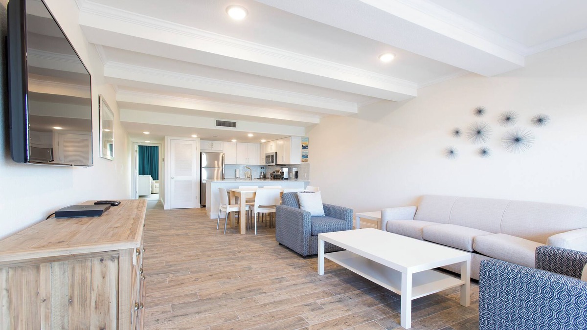 Indian Shores Hotel | Steps to the Beach! Kitchen, Pool, Golf, Near Suncoast Seabird Sanctuary
