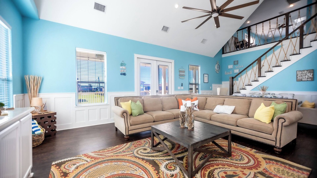 Surfside Beach House | Steps to the Beach - BBQ + Backyard