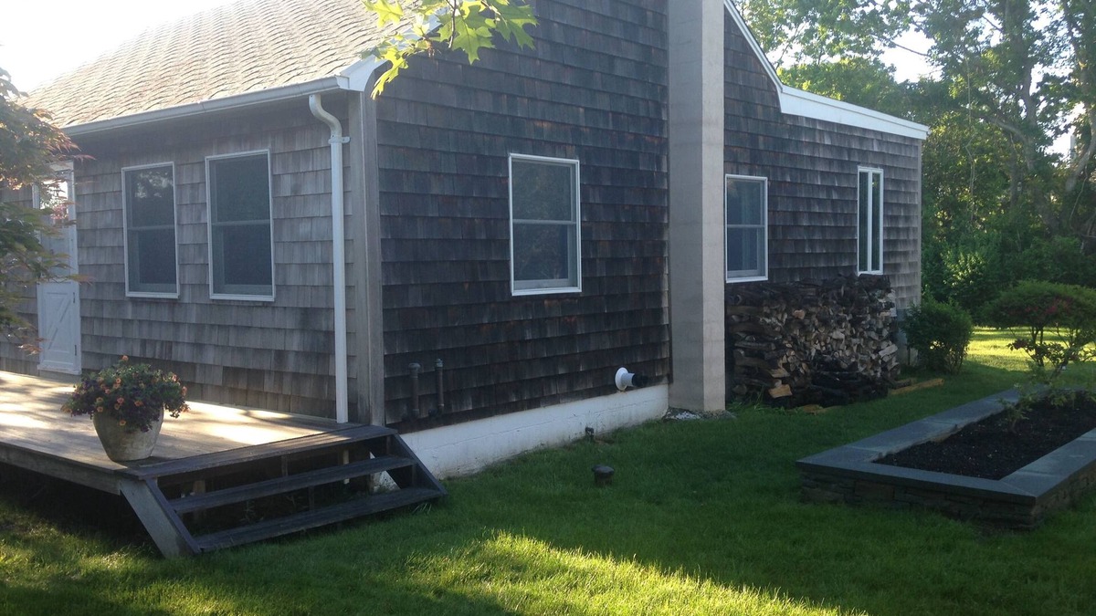 Montauk Cottage | Steps to the beach! Enjoy Hither Hills only private beach. 7 day minimum