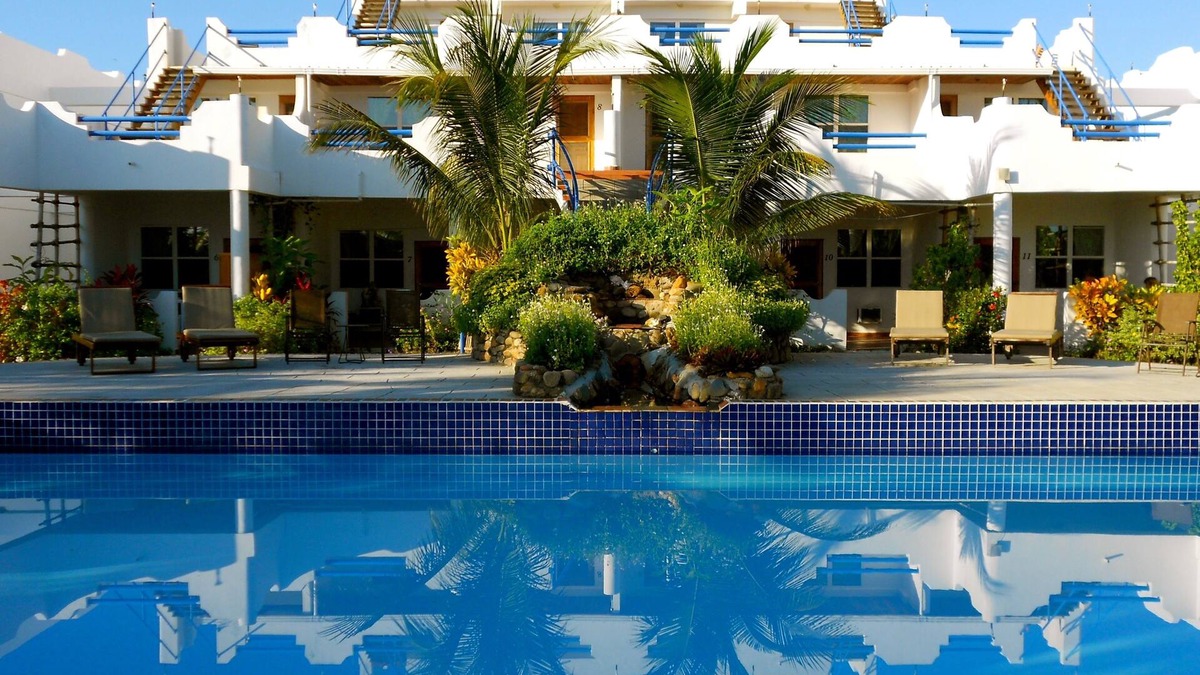 Sittee River Villa | Steps to the Ocean - 3 BR villa with Ocean and Mountain Views