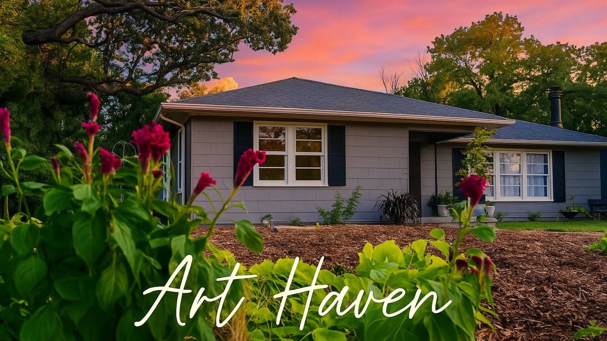 Denton House | Steps to UNT - Gallery Stay - Denton’s Month-Long Halloween Retreat