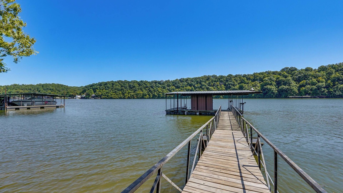 Versailles Cabin | Steps to Water: Lake of the Ozarks Getaway