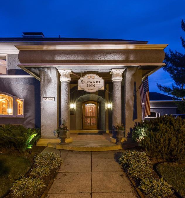 Wausau Hotel | Stewart Inn
