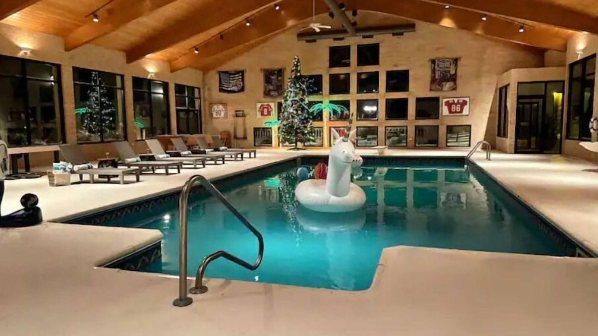 Canfield House | Stien Oasis: Heated Indoor Pool Oasis With Theater, Bar&Tennis Court.