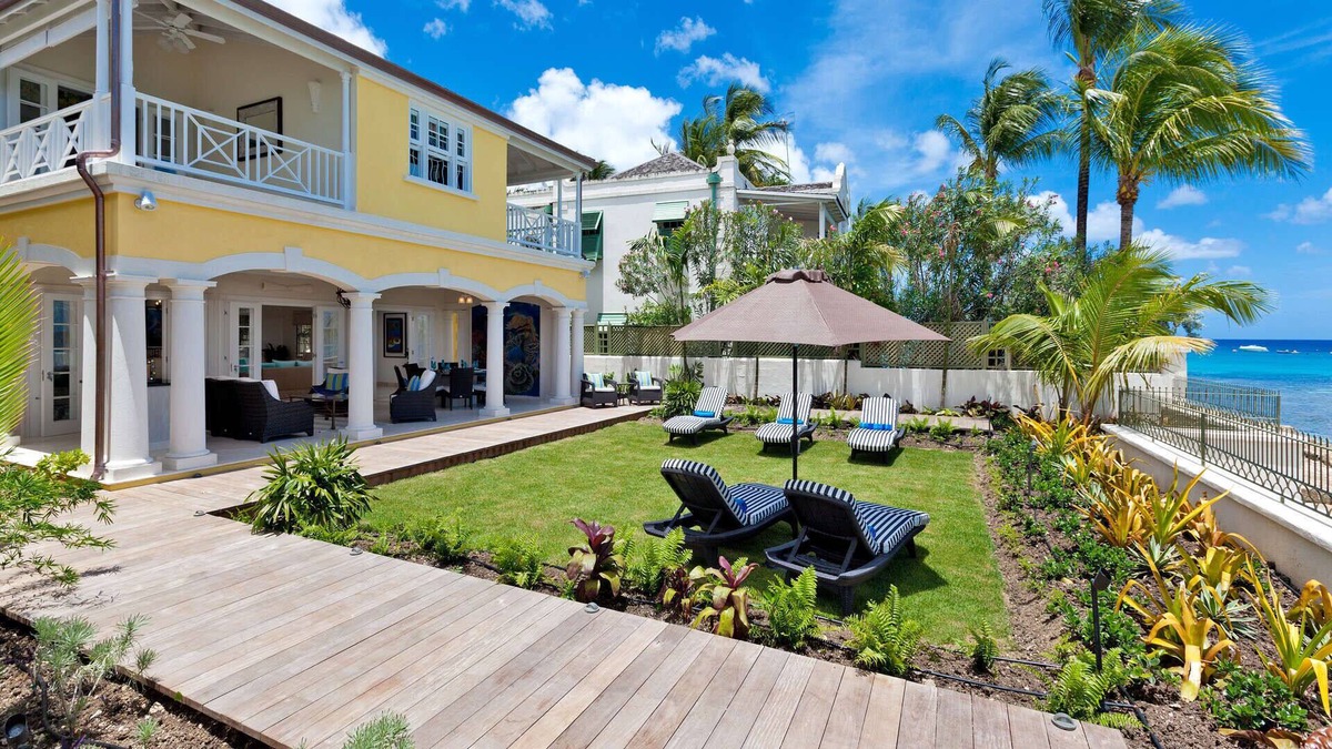 Reeds Bay House | Still Fathoms (4/5 Rooms)