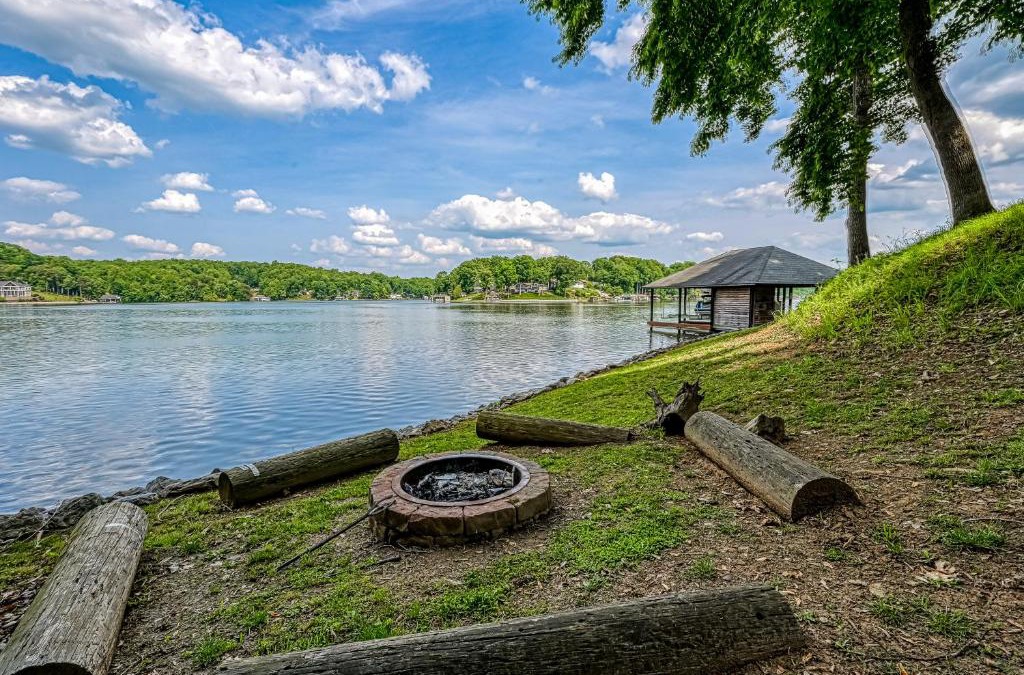 Goodview House | Still Waters