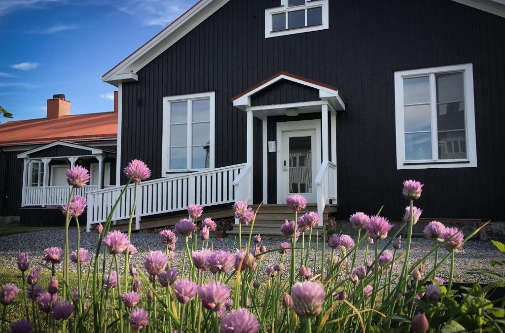 Amotsbruk Hotel | Stilleben Hotell