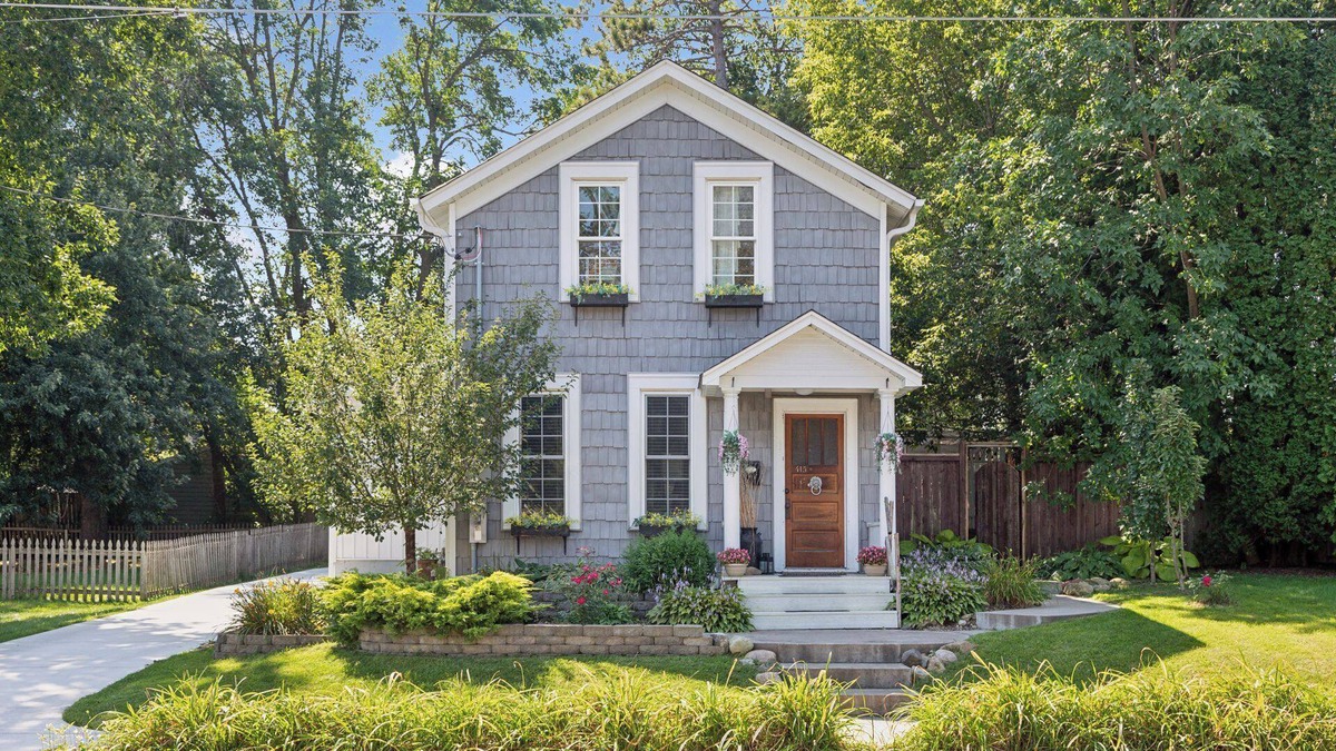Stillwater House | Stillwater's Enchanted Escape