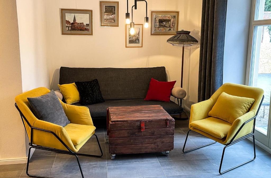 Salzwedel Apartment | stilvolle, zentrale Ferienwohnung Bocksbruecke mit Parkplatz
