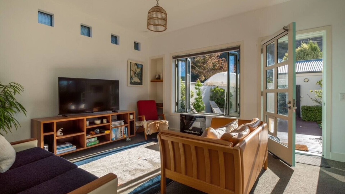 Sumner House | Stoked on Sumner Seaside Retreat