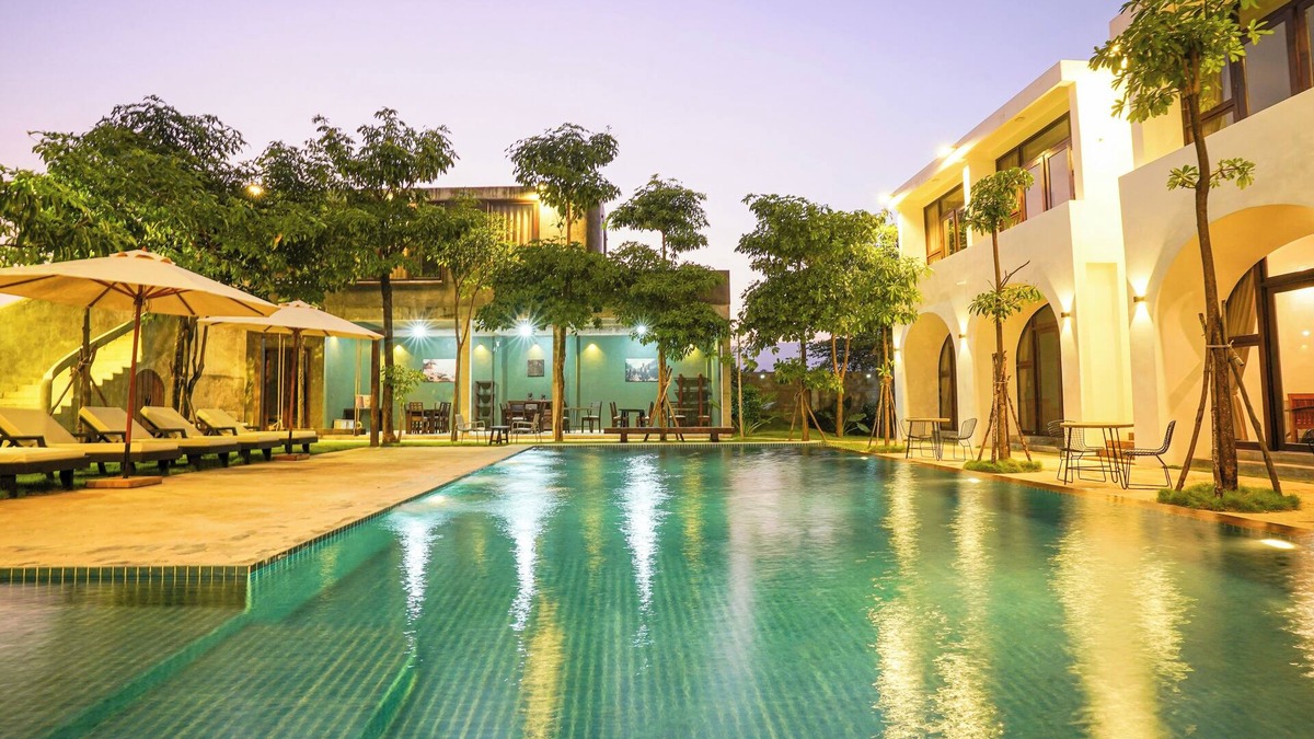 Kampot Hotel | Stone Age Boutique