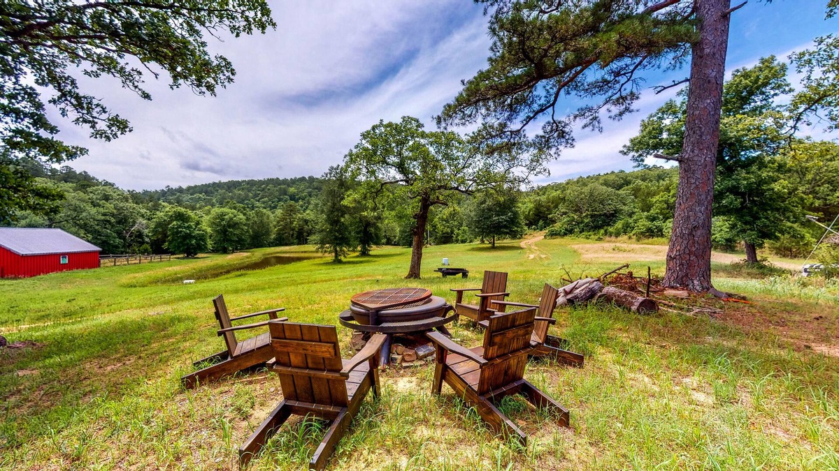 Stringtown House | Stone Cabin with a Pond & Water Access - Firepit, Dog-Friendly