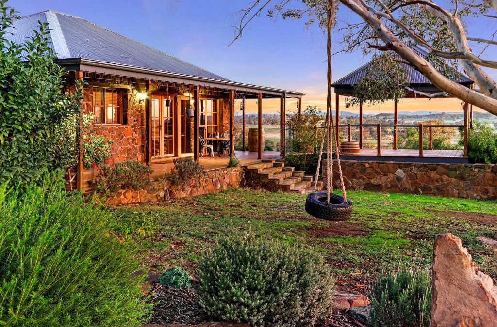Barwite Villa | Stone Creek Cottage