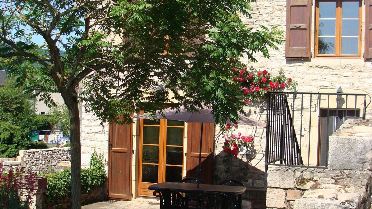 Bertholene House | Stone holiday house in the heart of the village of Bertholène