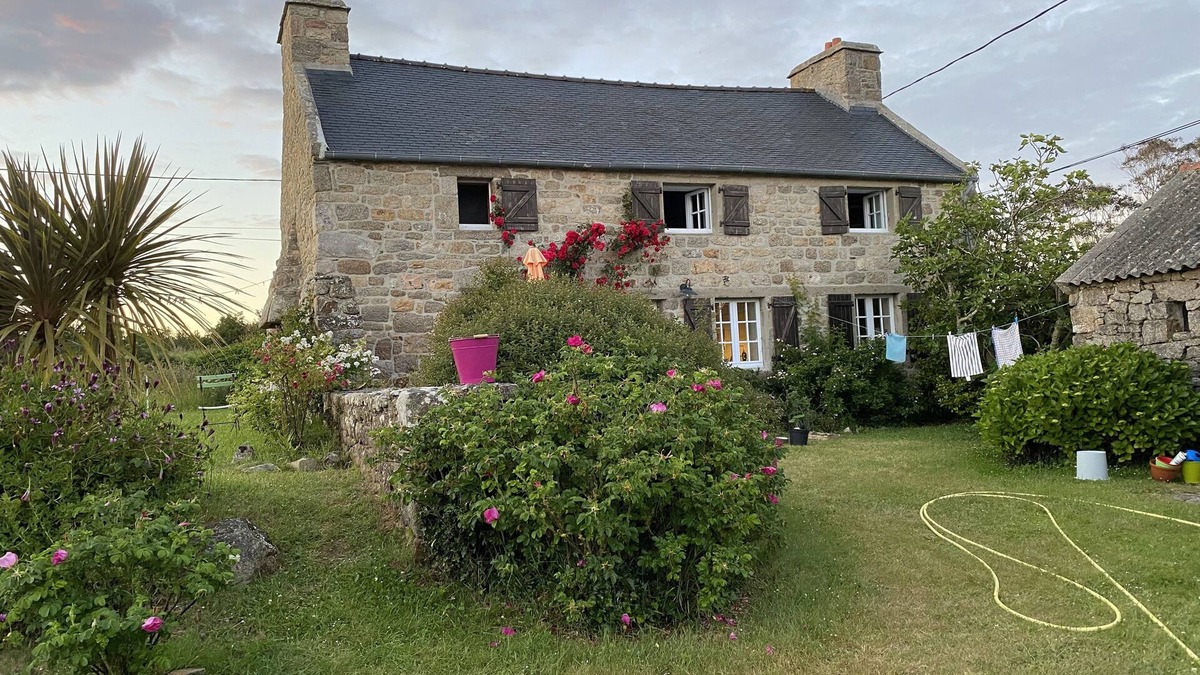 Lanildut House | Stone house in an idyllic village by the sea, bike rides