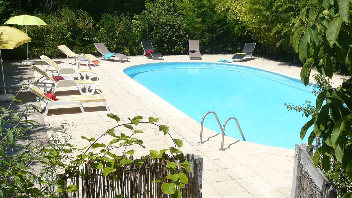 Grives House | Stone house of character with very large swimming pool 1850 prices: 20.07-27.07