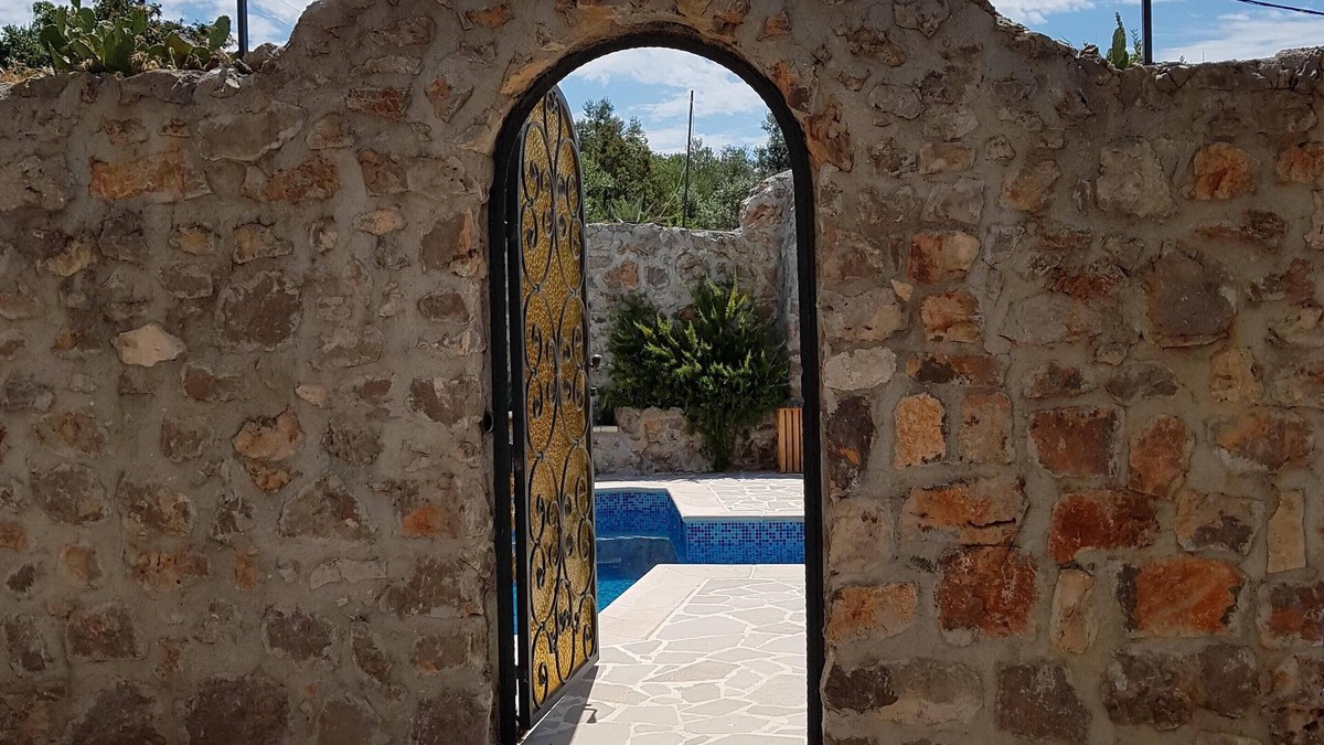 Lustica Villa | Stone house with pool