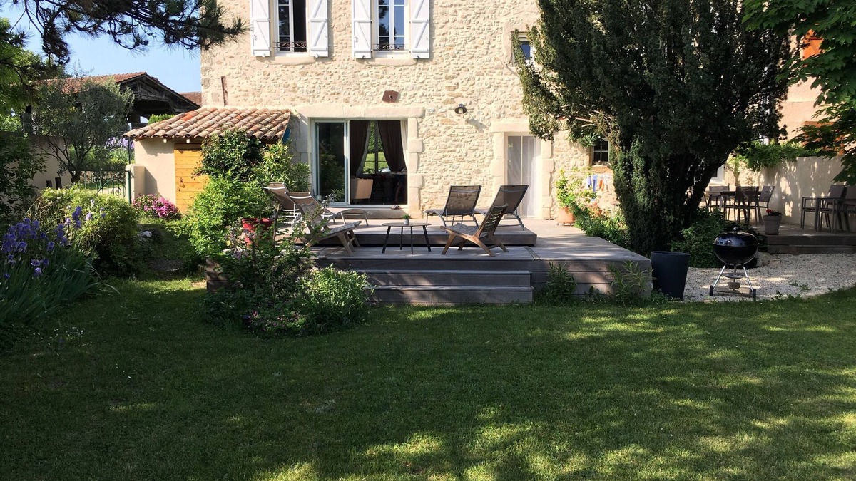 Chabeuil House | Stone house with swimming pool near the village