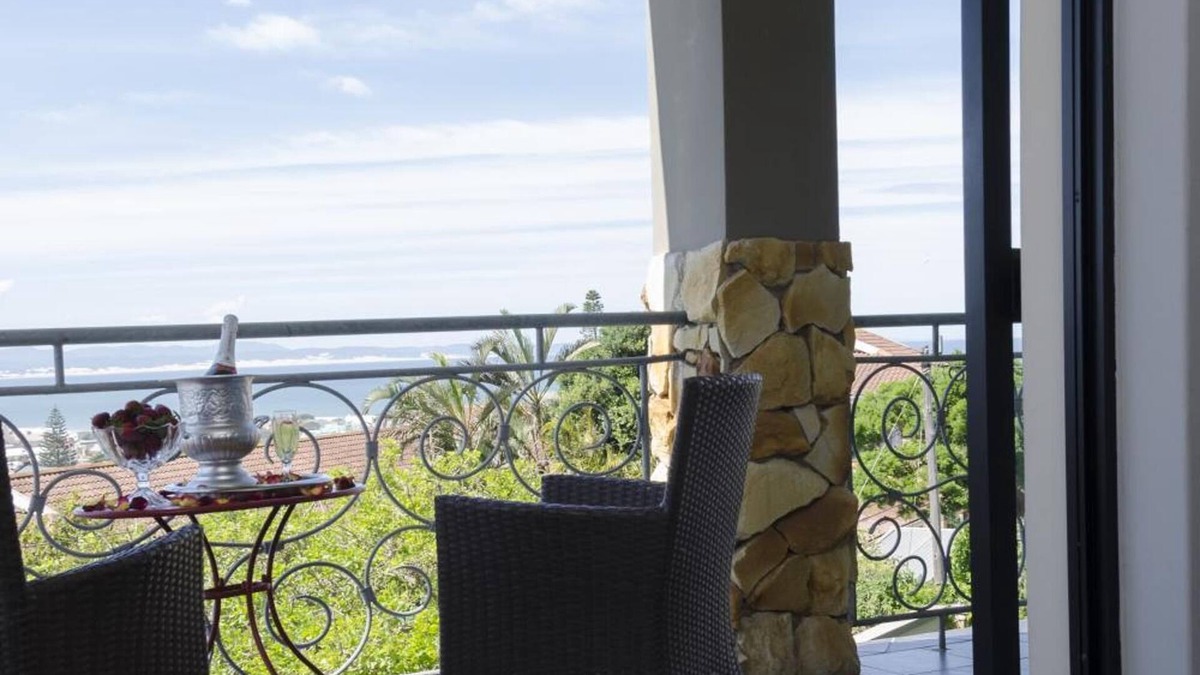 Jeffreys Bay House | Stone Olive Guest House