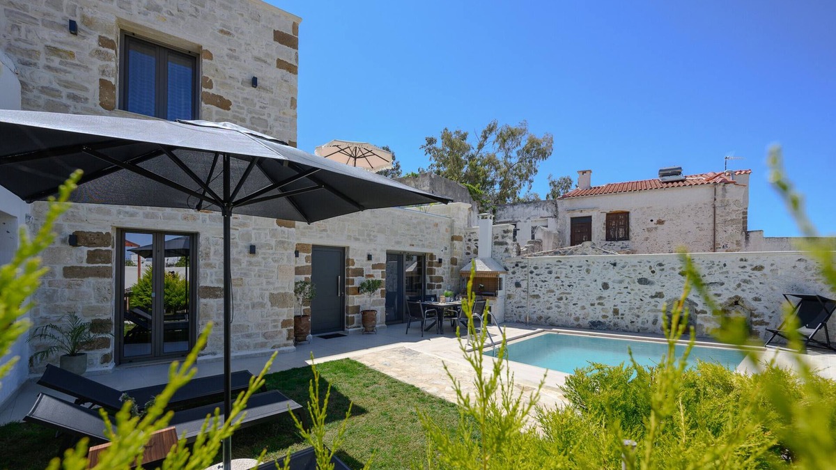 Pigi Villa | Stone Project