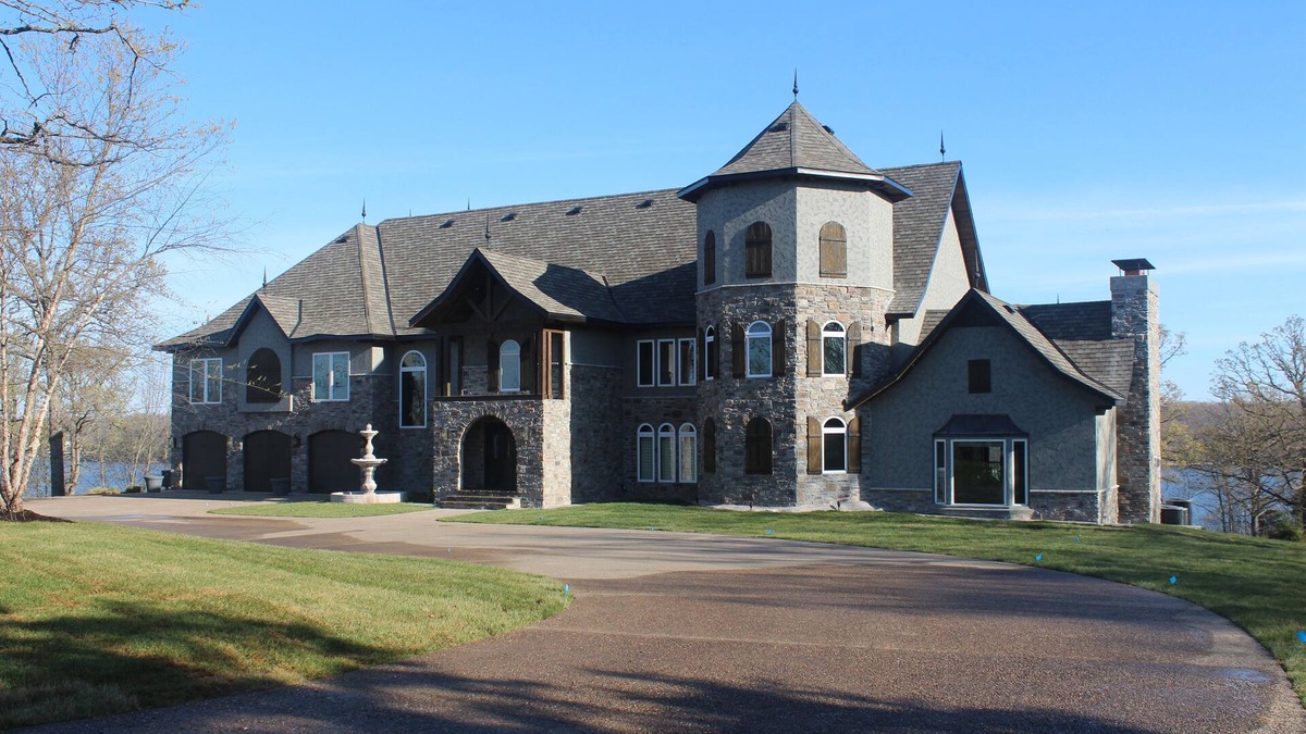 Osage Beach House | Stone's Mansion in Osage Beach MO