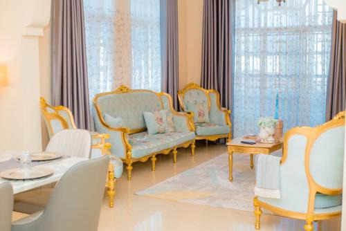 Stone Town Apartment | Stone town home manolo