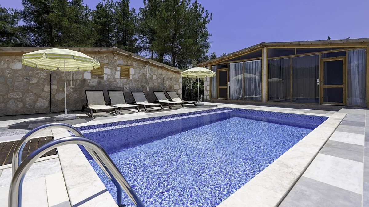 Kas House | Stone Vacation Flat w Pool in Kas