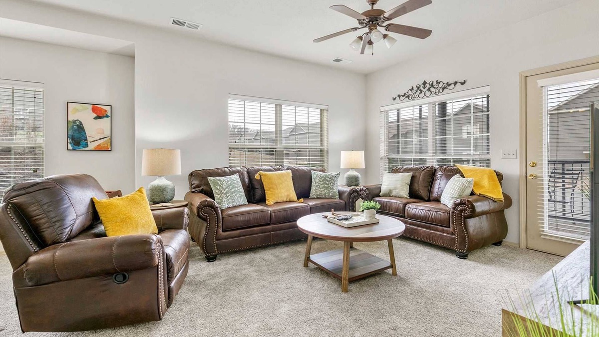 Branson West Condo | StoneBridge Condo Close to Silver Dollar City and Sleeps 8 for a Great Rate- 3 pools!-Ber 9-3