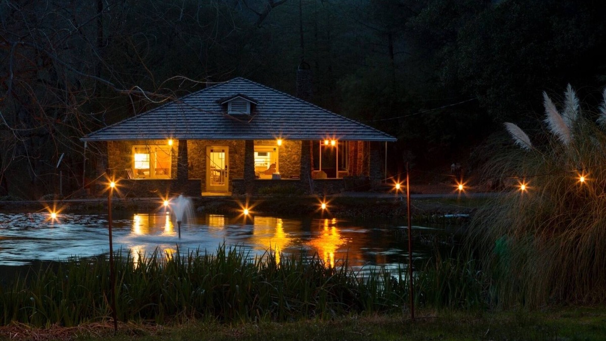 Clear Lake House | Stonehouse Lodge, Private Cottage on Winery & Vineyard Property