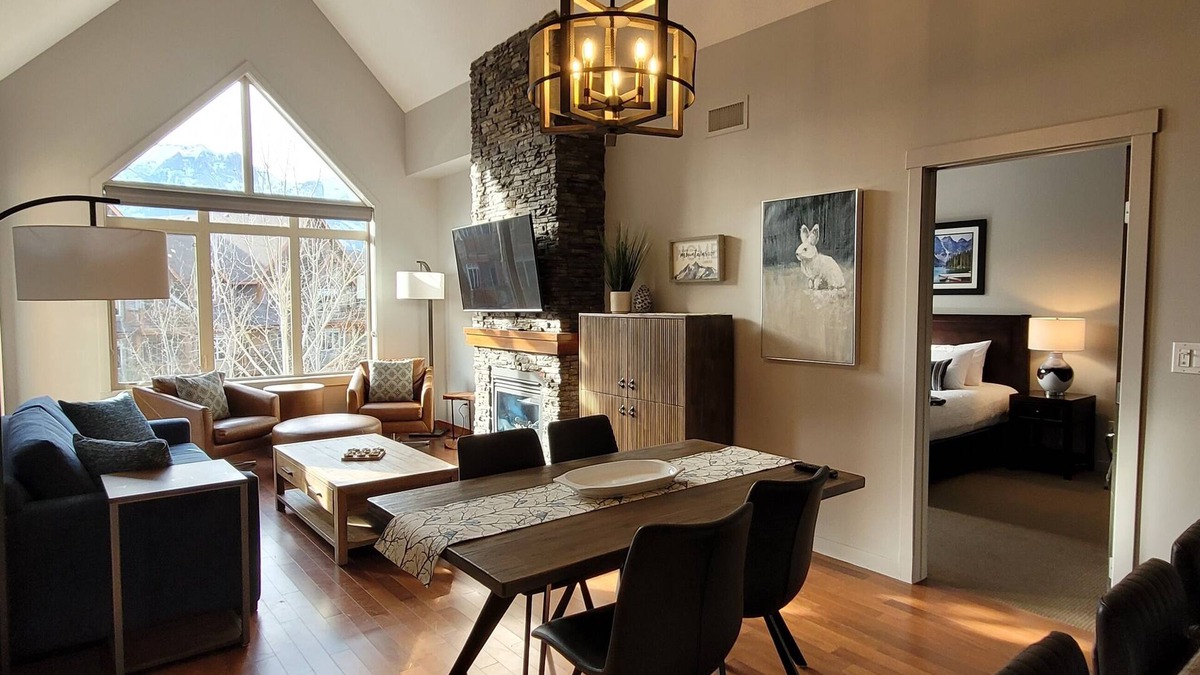 Canmore Condo | Stoneridge Top Floor w/Mountain Views/Pool/Hot Tub