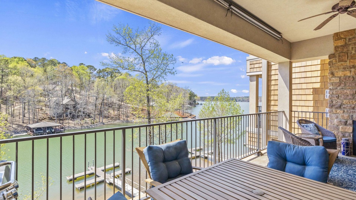 Dadeville Condo | Stoneview Summit waterfront 3/2 condo with amazing views and dedicated boat slip