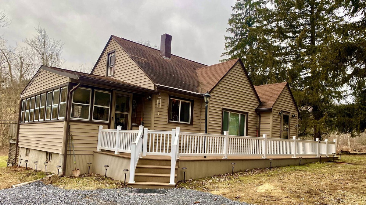 Port Matilda Cottage | Stoney Bottom Cottage