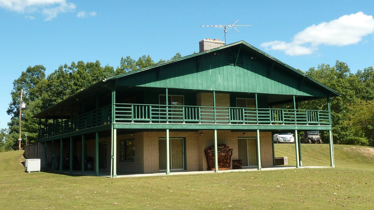 Hot Springs House | Stony Bottom Lodge on Lake Moomaw: Exclusive Dock/Access