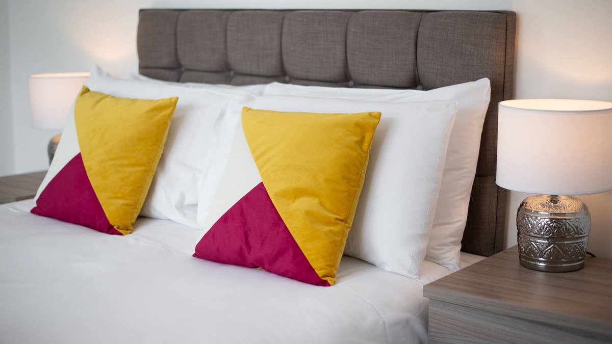 St. Thomas House | STOP! Stay at The Jersey